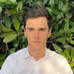 Meet your Posher, Louis